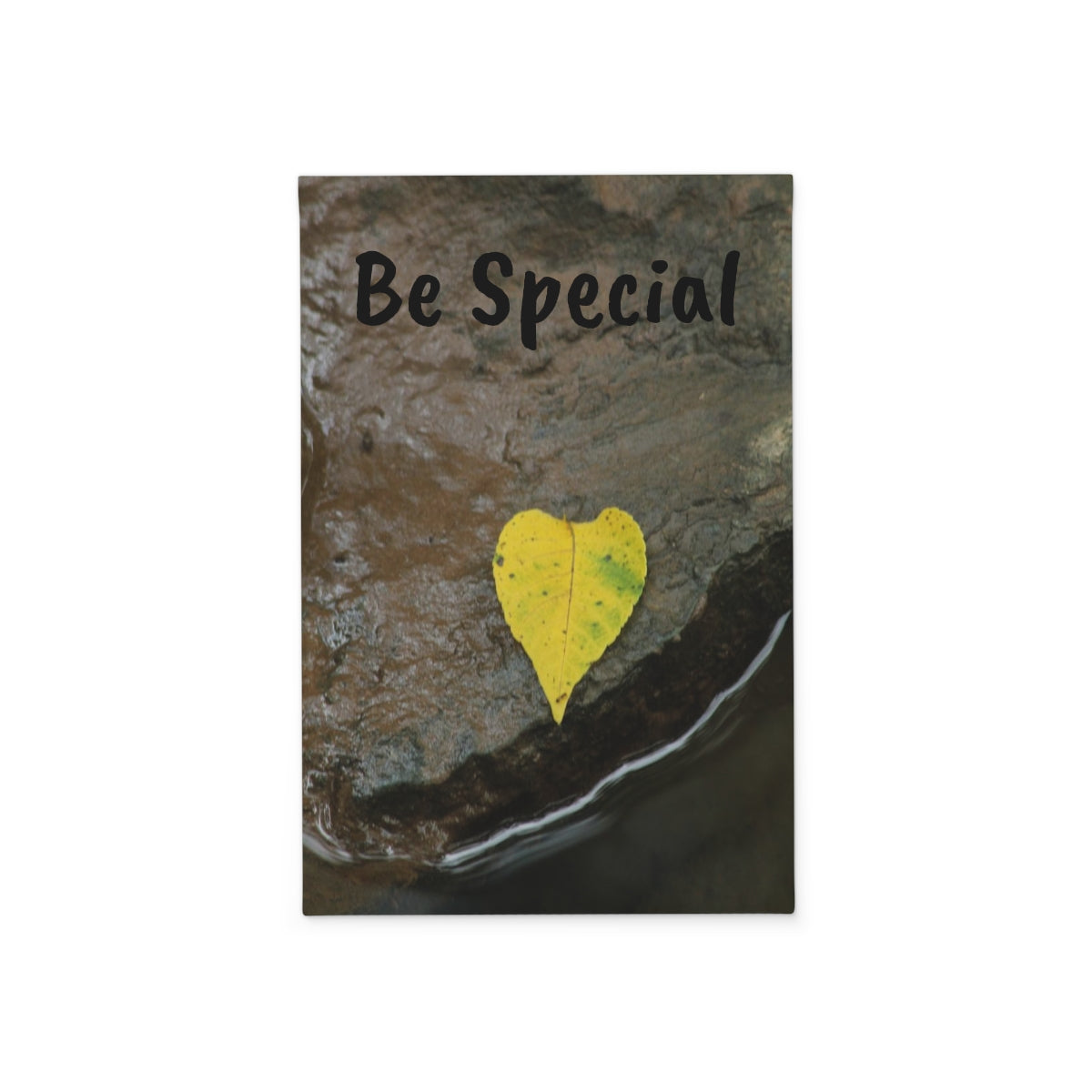 NN Garden Banner Yellow Heart Leaf