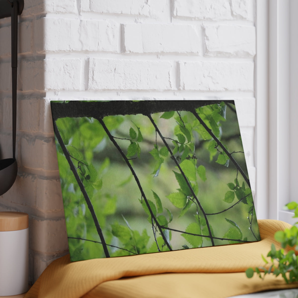 NN Glass Cutting Board Wet Little Stick Branches