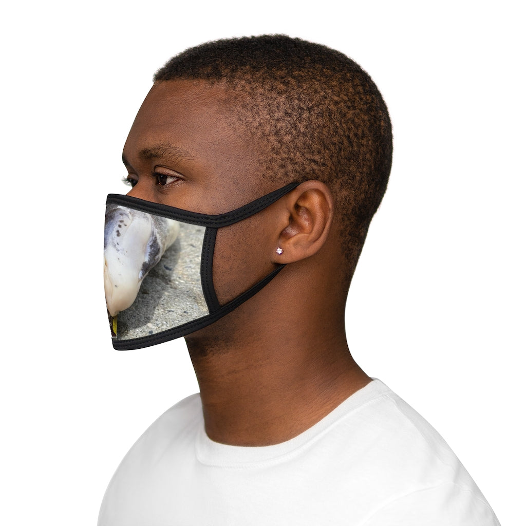 NN Mixed-Fabric Face Mask Teeth Of Tautog