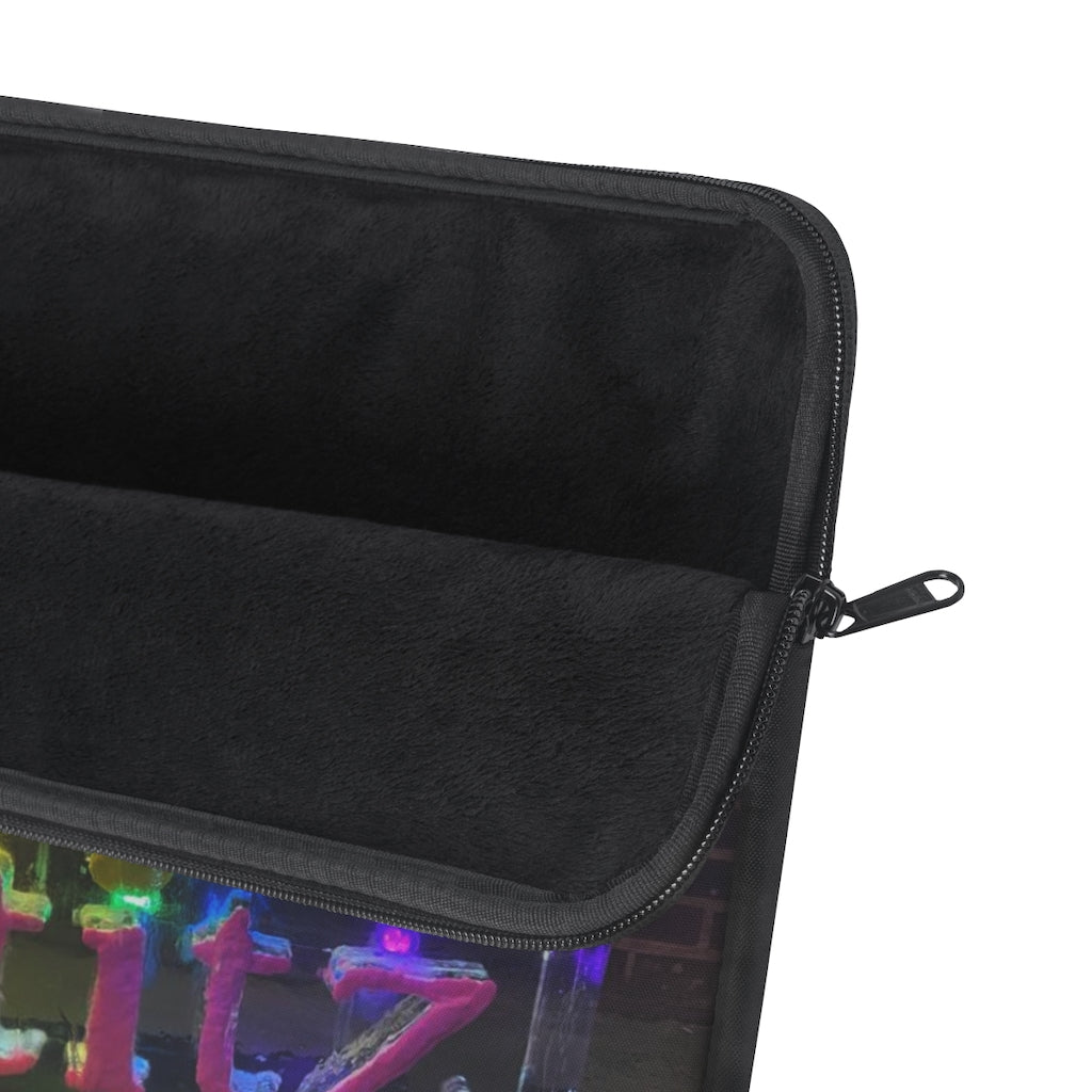 NN Laptop Sleeve (J) Lititz Duck