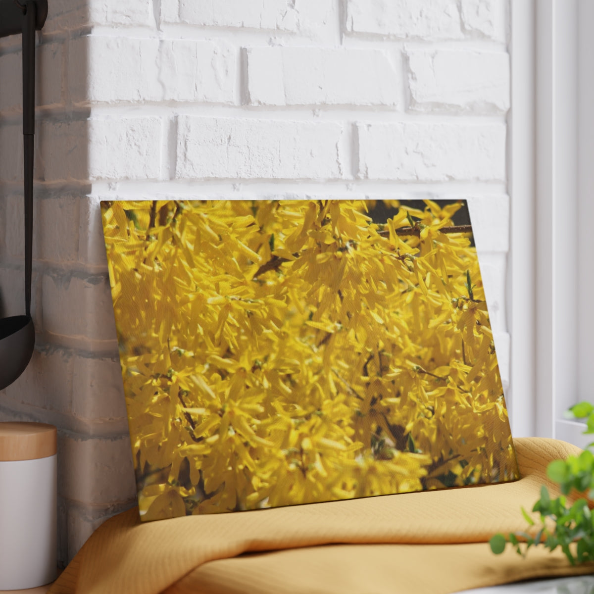 NN Glass Cutting Board Forsythia