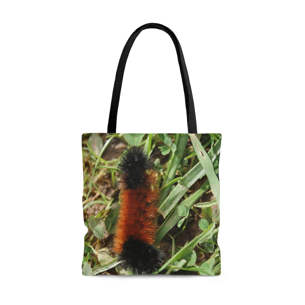 NN AOP Tote Bag Caterpillar In Grass